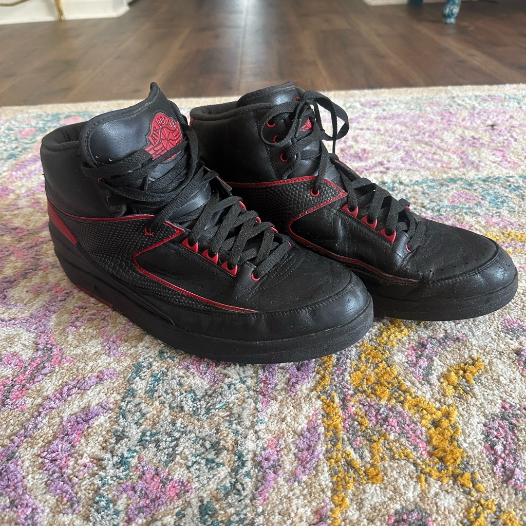 Men’s Nike Size 13 Air Jordan 2 Retro Black And Red